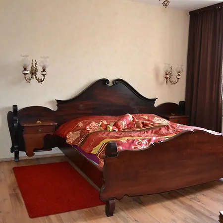 Arietta Guest house